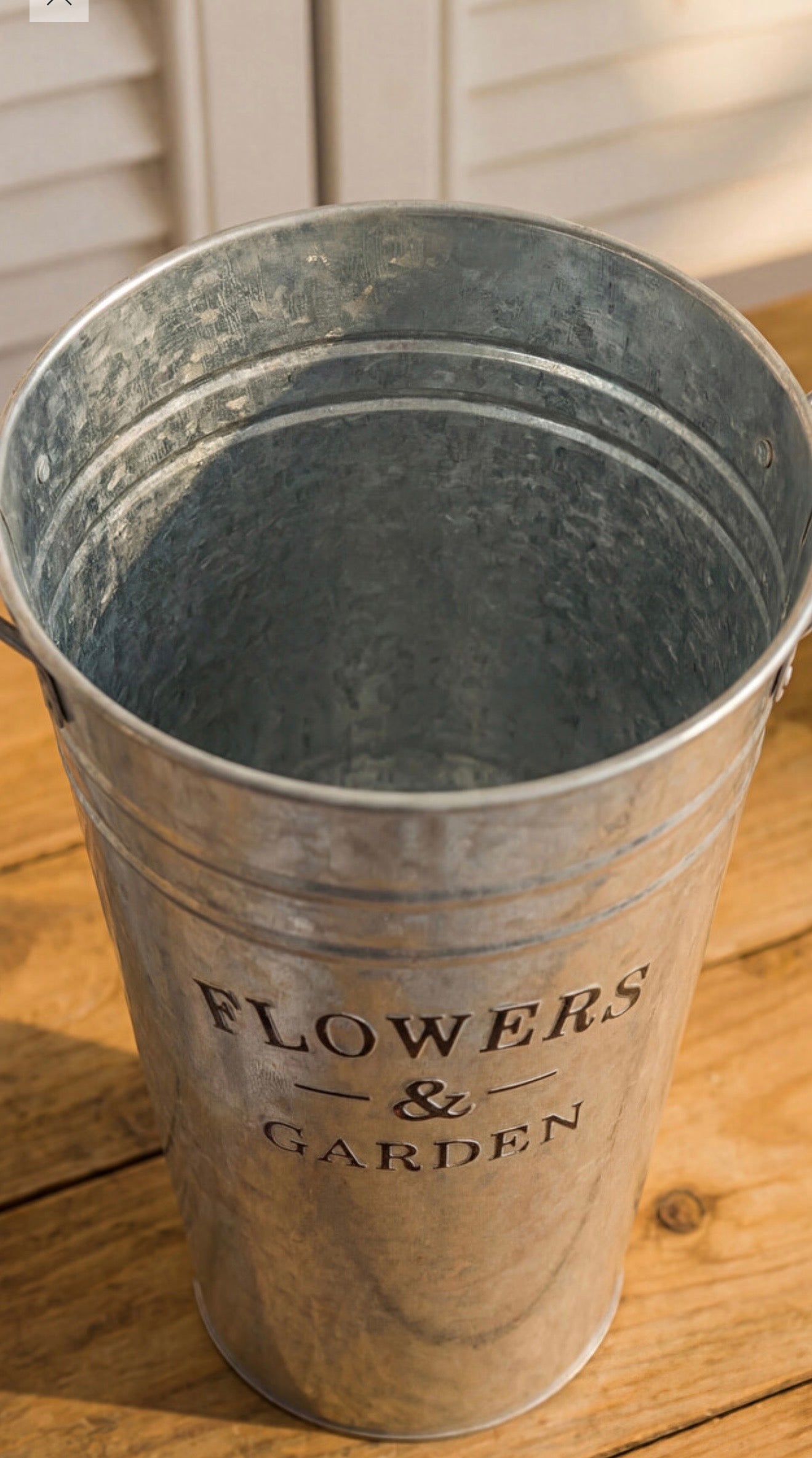 Vintage Zinkblech Blumeneimer – Rustikale Bauernhausvase